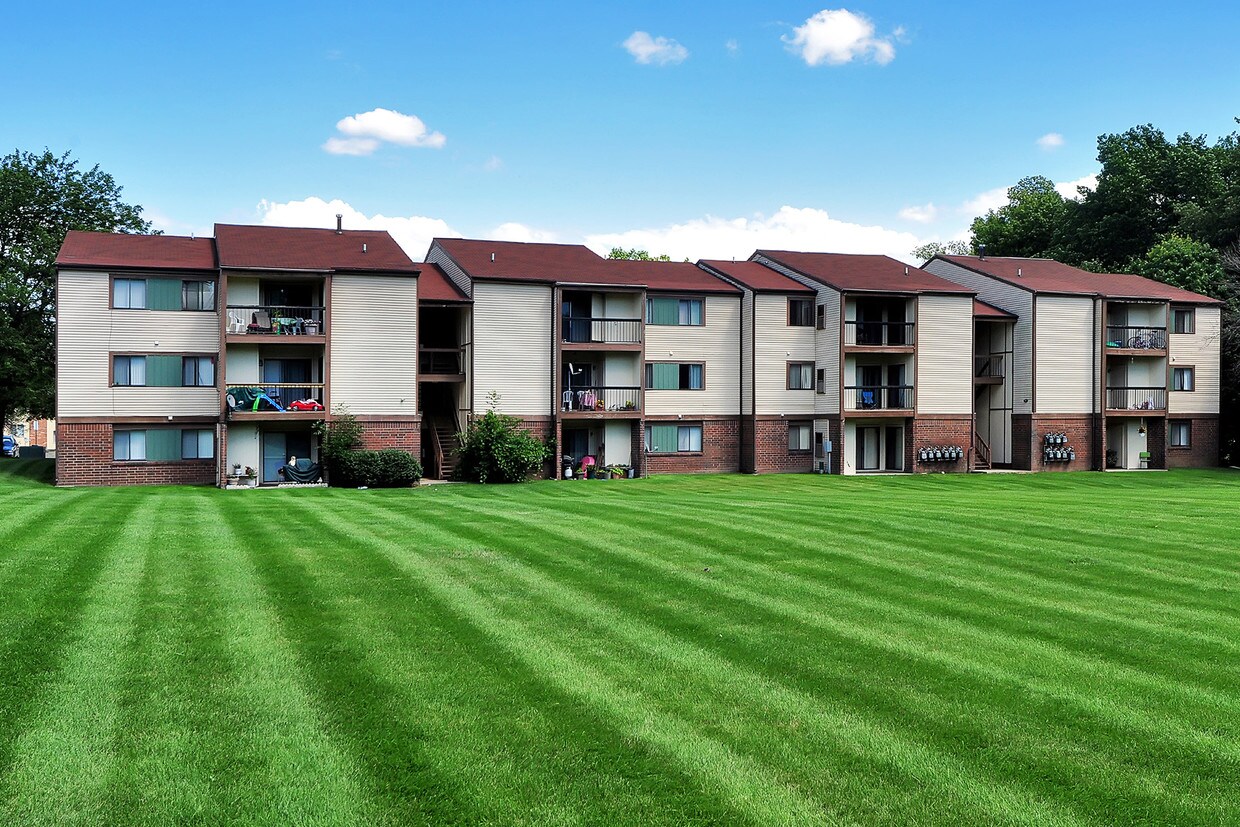 Ashton Woods Apartments 4645 Drummond Blvd SE Grand Rapids, MI