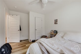 Building Photo - 370 Arch St