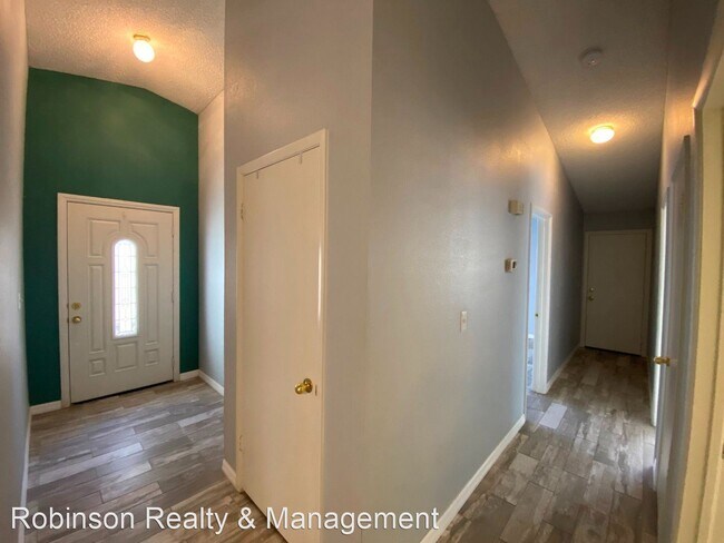 Building Photo - 2 br, 2 bath House - 4644 Bumblebee Circle