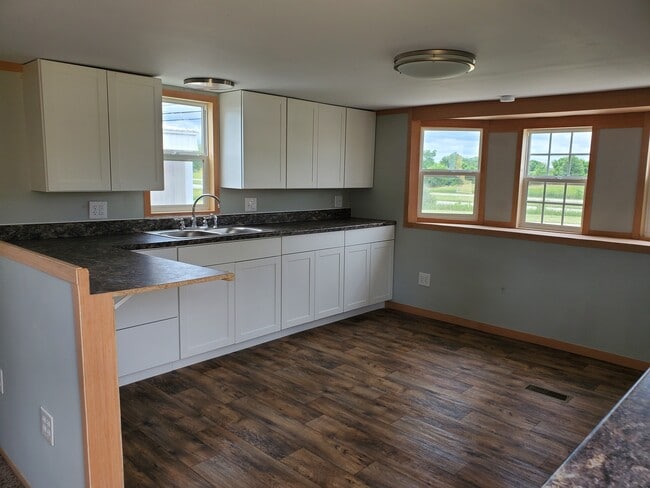 Building Photo - 4270 E Montpelier Pike