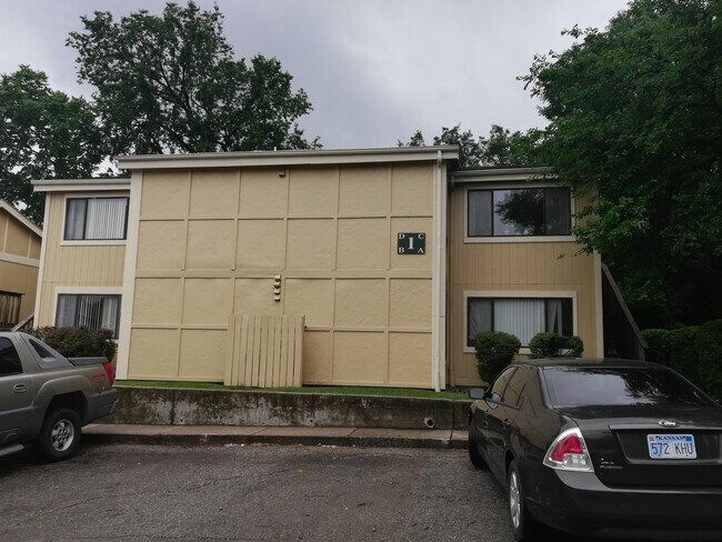 Foto del edificio - 2412 Alabama St