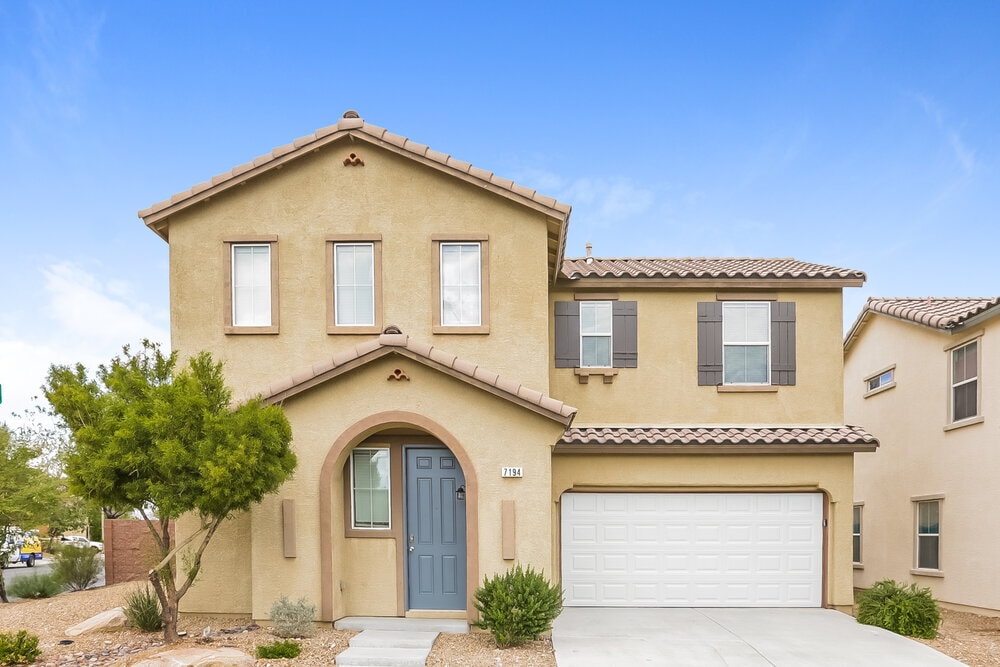 Primary Photo - 7194 Temecula Valley Ave