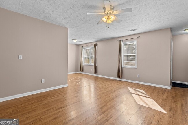 Building Photo - 236 Mateo Walk