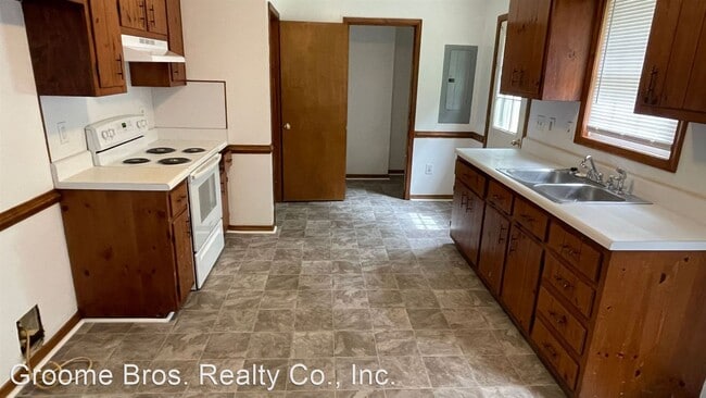 Building Photo - 3 br, 2 bath House - 19 S. Beech Avenue