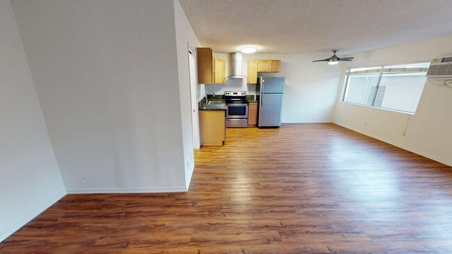 Interior Photo - Wilshire Regency Apts.