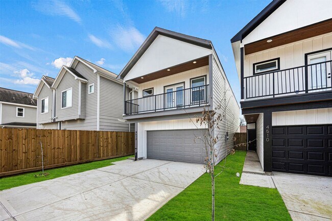 Foto del edificio - 4512 Noble St