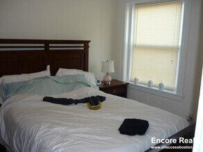 Building Photo - 1615 Commonwealth Ave