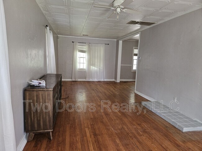Building Photo - 3113 Drexel Ct