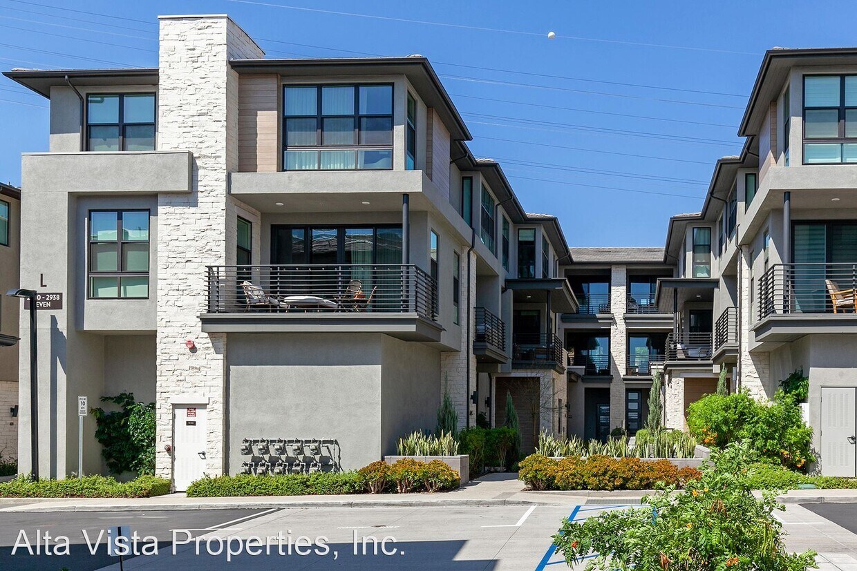Foto principal - 3 br, 3.5 bath House - 2934 Via Alta Place