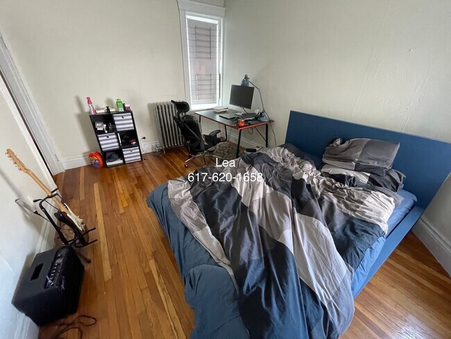 Building Photo - NO FEE***SEPT Amazing studio in Allston! S...