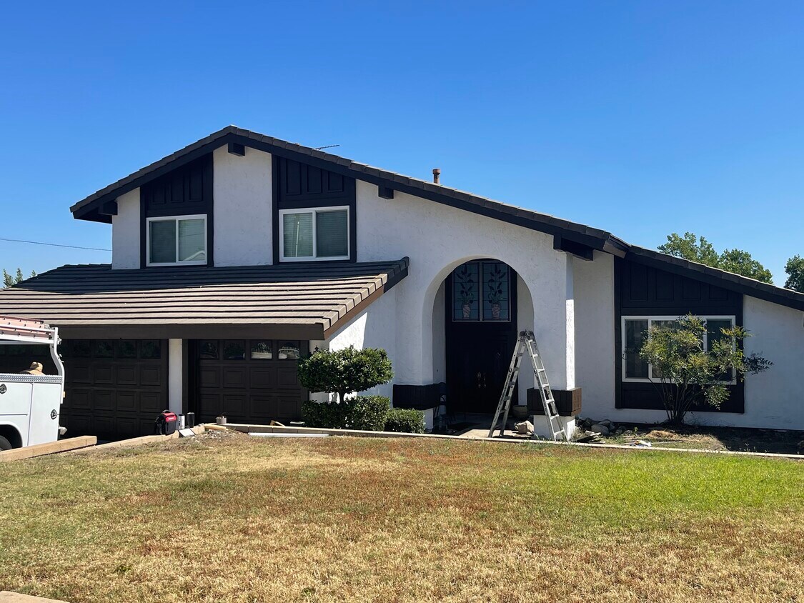 Foto principal - 900 W 18th St
