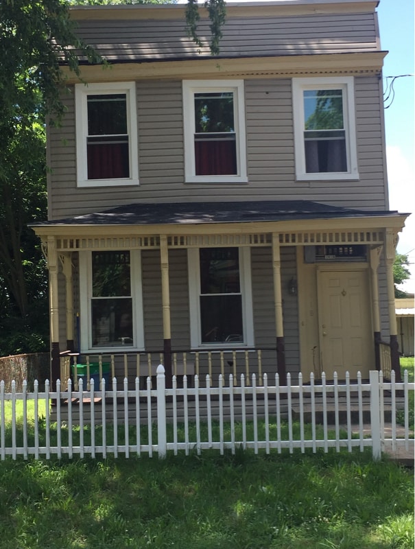 Building Photo - 1418 Bryan St