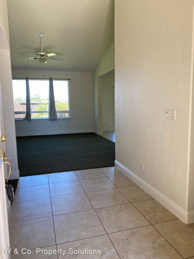 Building Photo - 3 br, 2 bath House - 508 Grants Pass