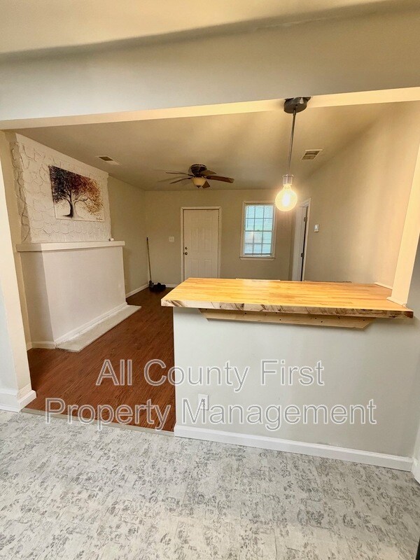 Foto del edificio - 1110 Cato St NW