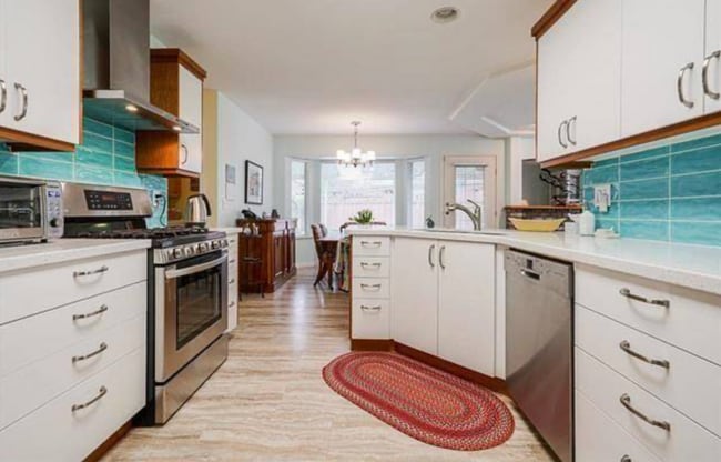 Building Photo - 20560 124A Av