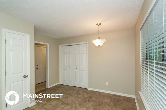 Building Photo - 2809 Old S Dr
