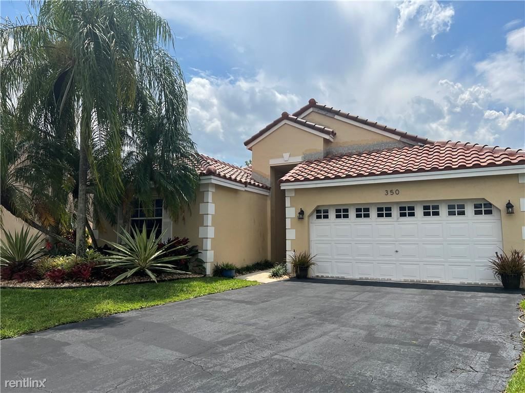 Primary Photo - 3 br, 2 bath House - 350 Somerset Way