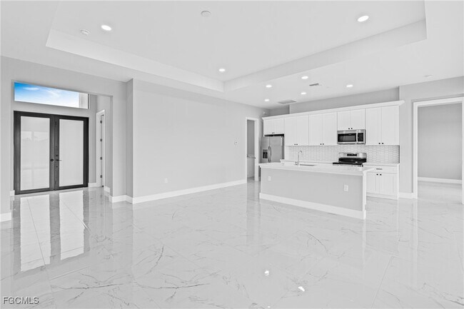 Building Photo - 2511 NW 25th St
