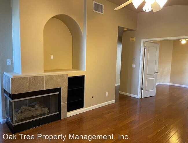 Building Photo - 2 br, 2 bath House - 7518 N. Trellis Circle