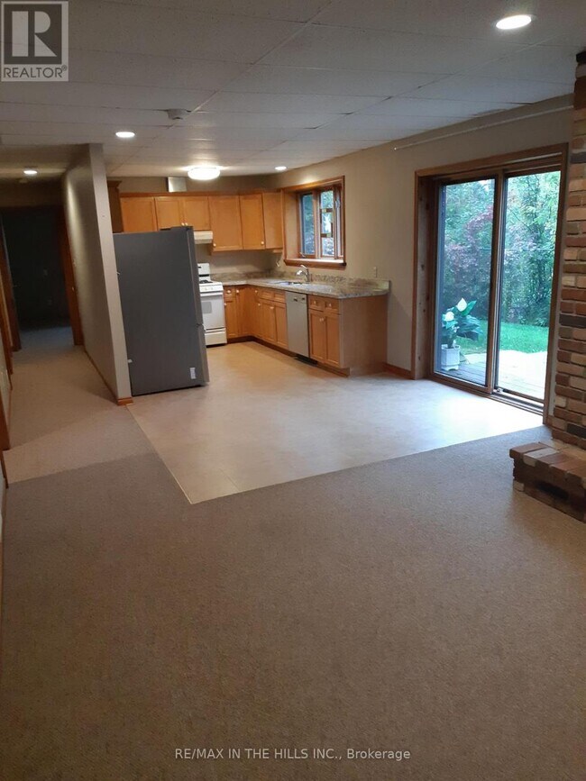 Photo du bâtiment - 933009 Airport Rd