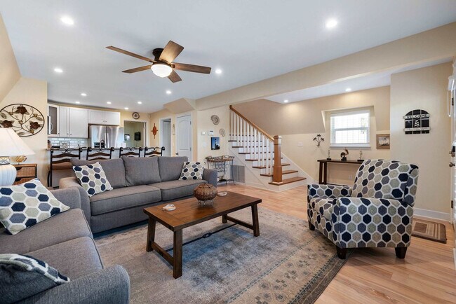 Foto del edificio - 123 Ferdinand Ave