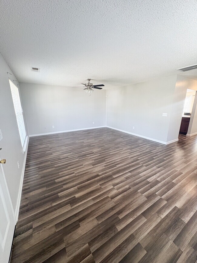 Foto del edificio - 159 Savannah Hills Dr