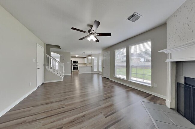 Foto del edificio - 728 Pateway Ct