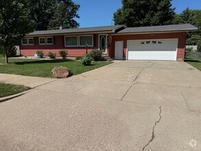Building Photo - 5333 W Pritchard Dr
