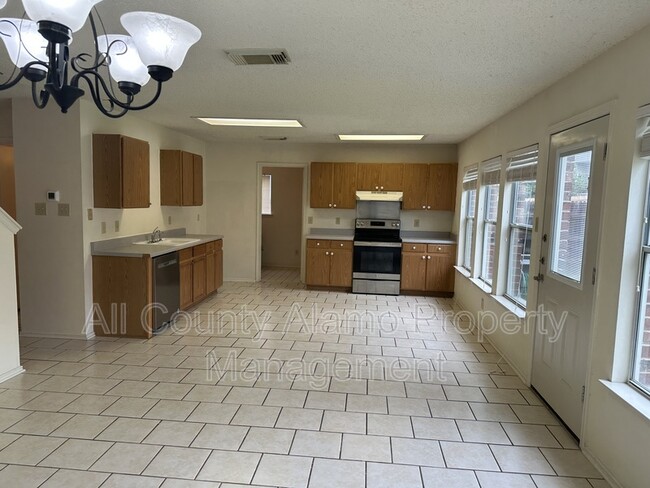 Building Photo - 7830 Bypass Shoals