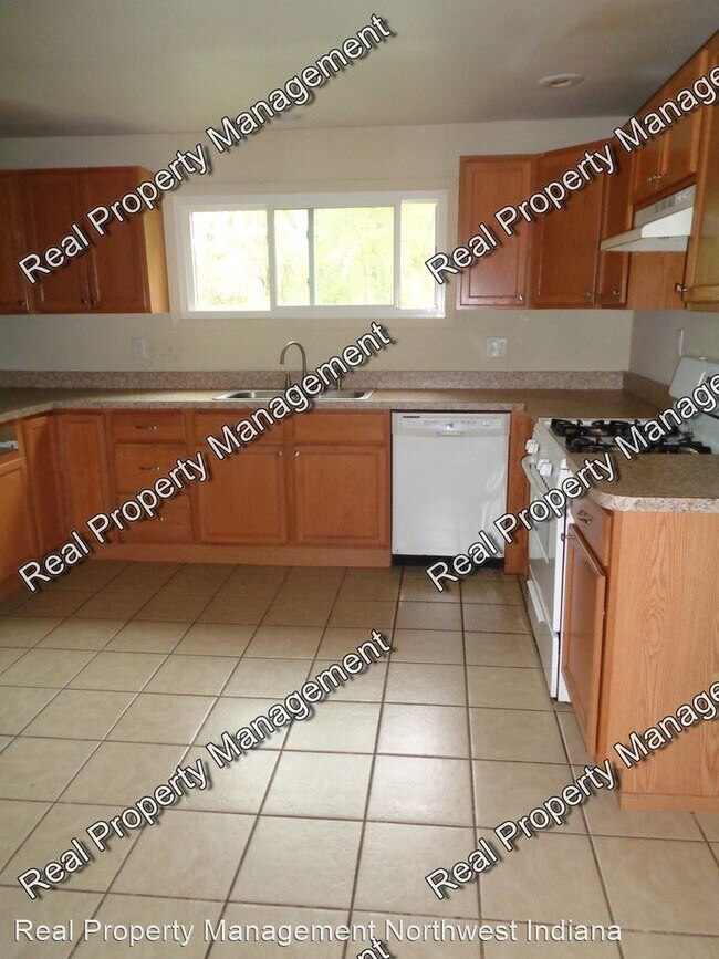 Building Photo - 3 br, 2 bath House - 870 Marcella Road
