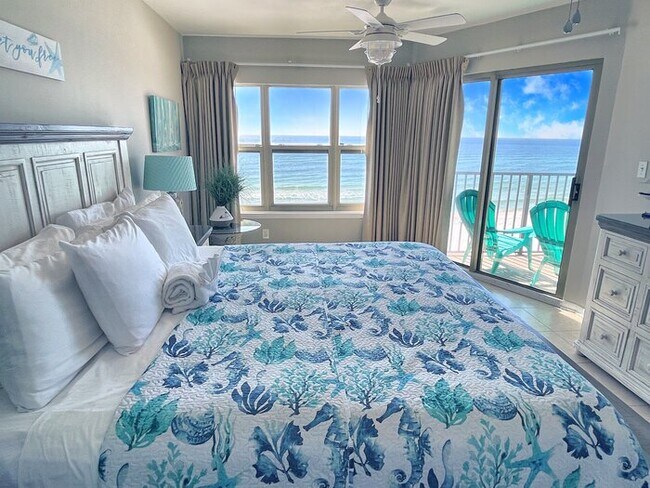 Building Photo - Emerald Towers West 4006 - Resting Beach Face