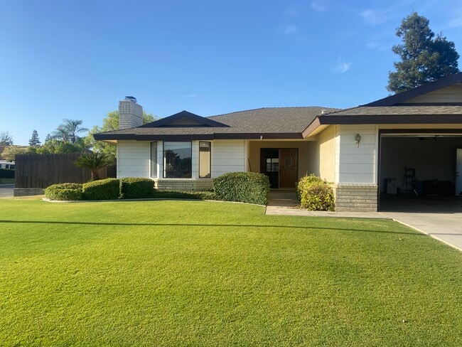 Building Photo - 6017 Amber Oaks Ave Building Photo - 6017 Amber Oaks Ave