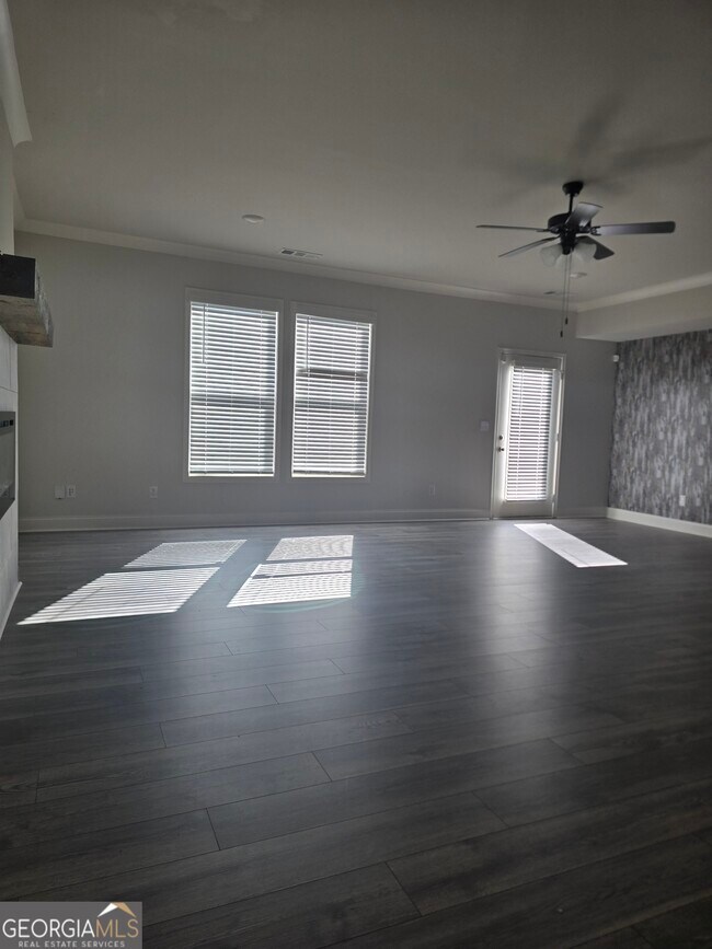 Foto del edificio - 3341 Baneberry Trl