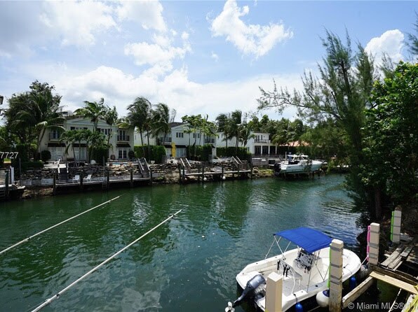 Foto del edificio - 5201 Orduna Dr