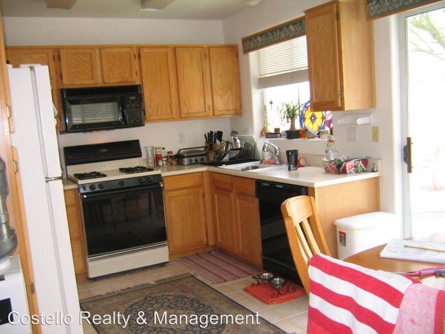 Building Photo - 7008 Glass Slipper Ct