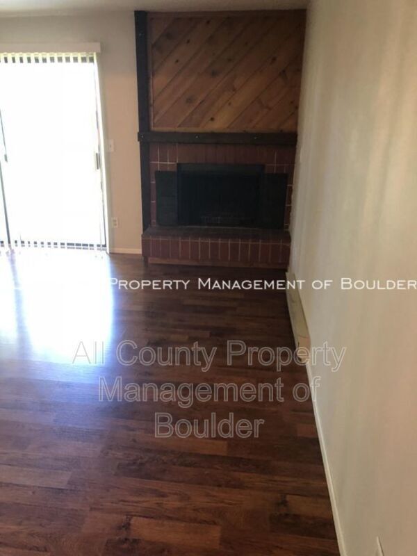 Foto del edificio - 2626 Juniper Ave