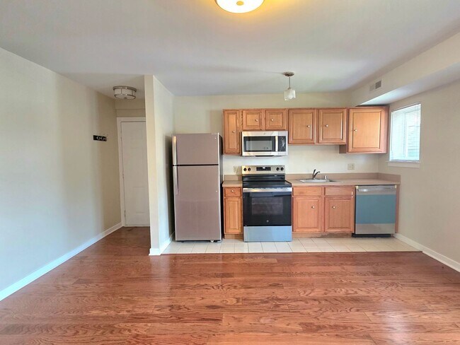 Foto del edificio - 3603 Eastview Ln