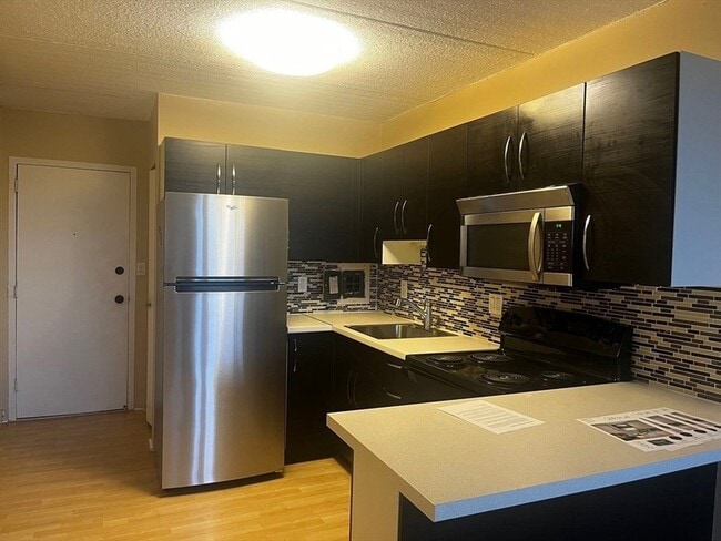 Photo - 200 Swanton St Apartment