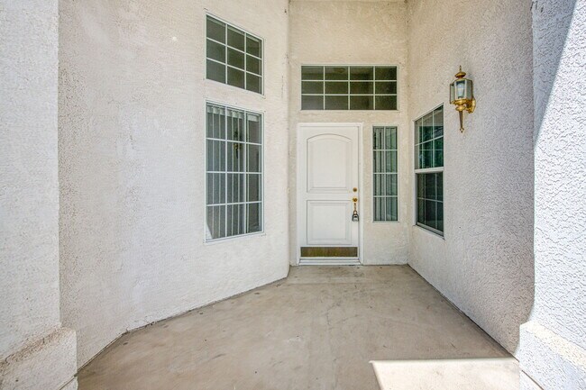 Foto del edificio - 1708 E Chelsea Dr