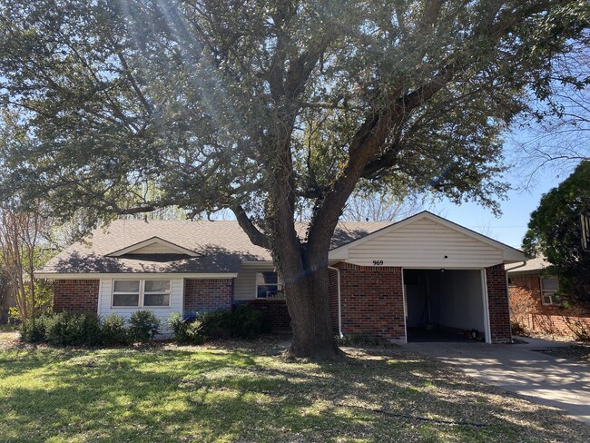 Building Photo - 969 Barkley Cir