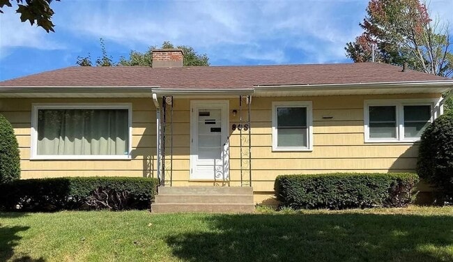 Building Photo - 808 Turner St