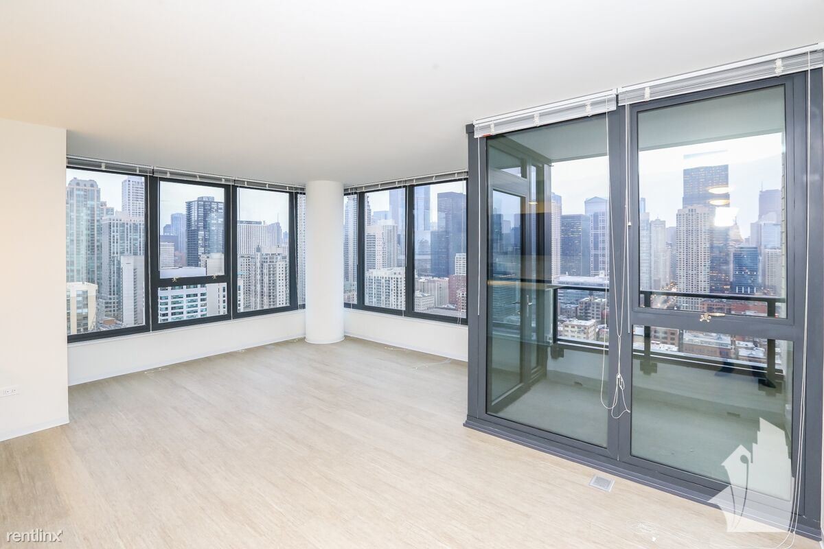 1 br, 1 bath Condo - 156 W Superior St 1506 Photo