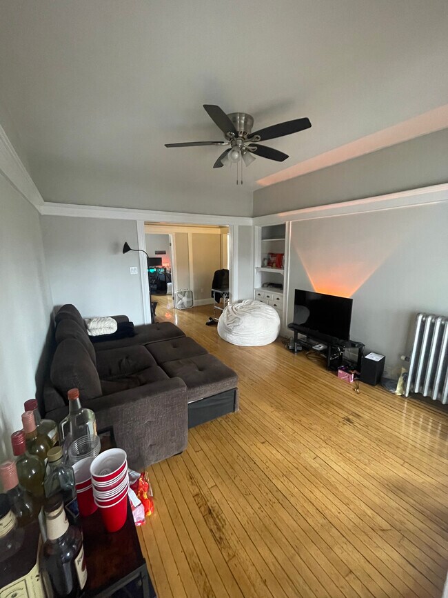 Building Photo - 8 Farrington Ave