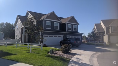 Building Photo - 42 Muskrat Dr