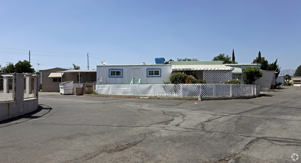 Foto del edificio - Arrow Lane Mobile Home Park