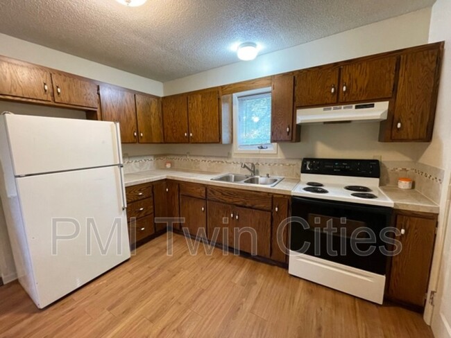 Foto del edificio - 2900 Queen Ave N
