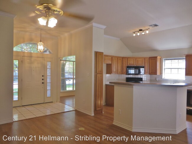 Building Photo - 3 br, 2 bath House - 108 Pecan Vista Lane