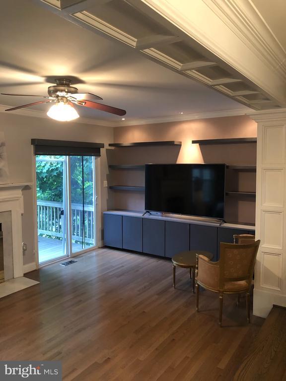 Building Photo - 44110 Gala Cir