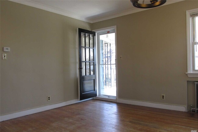 Building Photo - 96 Verbena Ave