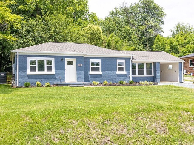 Foto del edificio - 2 Bedrooms • 2 Full Bathrooms • ~1,254?sq?ft • ~0.34-acre lot